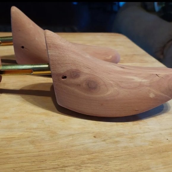 Rochester Shoe Tree Company brand shoe Tree | Size medium - Picture 2 of 2